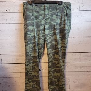 16 Kut From The kloth Camo Crops